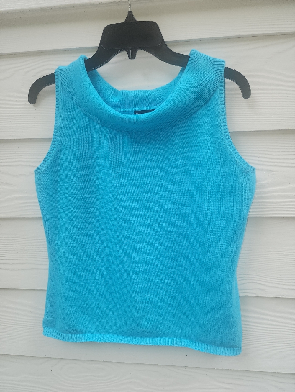 M Sleeveless Knit Tank Top in Bright Blue